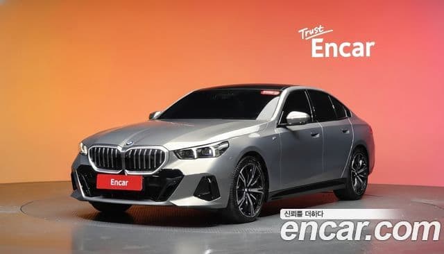 BMW 5 Series 2025 — Şəkil 1/20