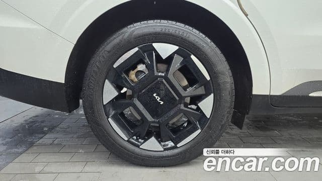 Kia Carnival 2024 — Şəkil 5/20