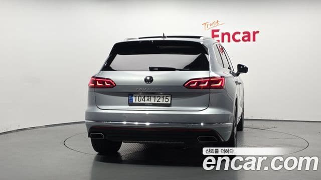 Volkswagen Touareg 2023 — Şəkil 4/20