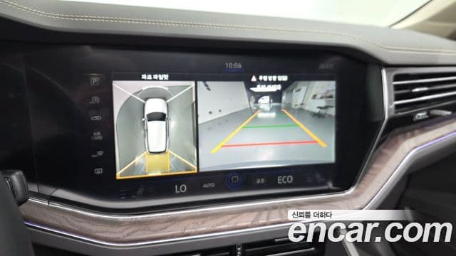 Volkswagen Touareg 2023 — Şəkil 14/20