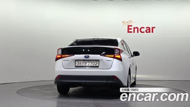 Toyota Prius 2022 — Şəkil 4/20