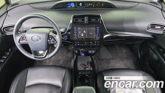 Toyota Prius 2022 — Şəkil 7/20