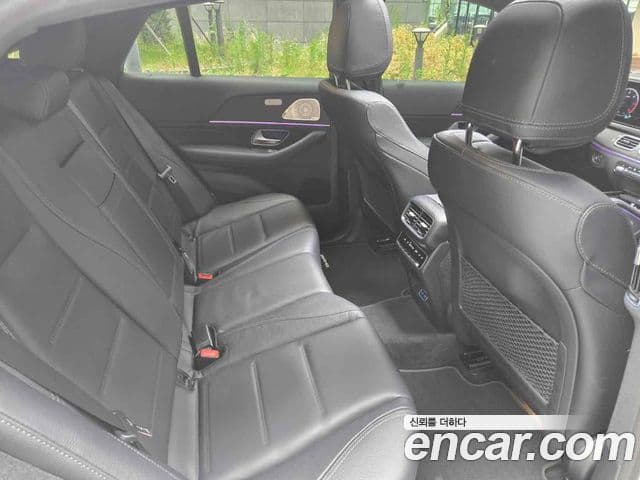 Mercedes-Benz GLE-Class 2023 — ფოტო 17/20