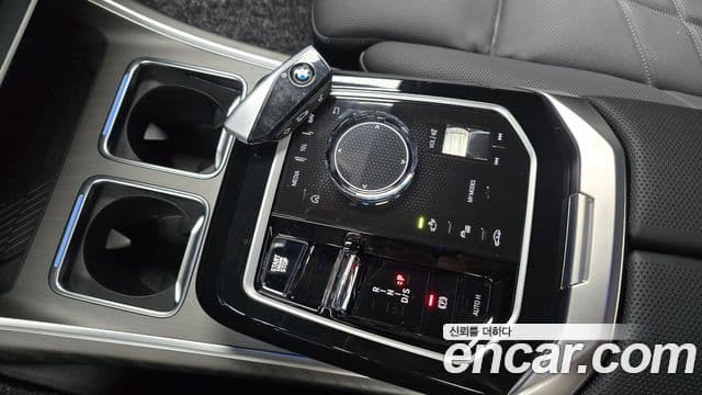 BMW 7 Series 2024 — ფოტო 9/20