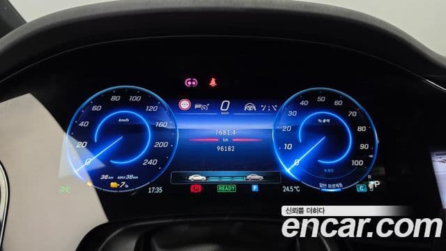 Mercedes-Benz EQS SUV 2023 — ფოტო 19/20