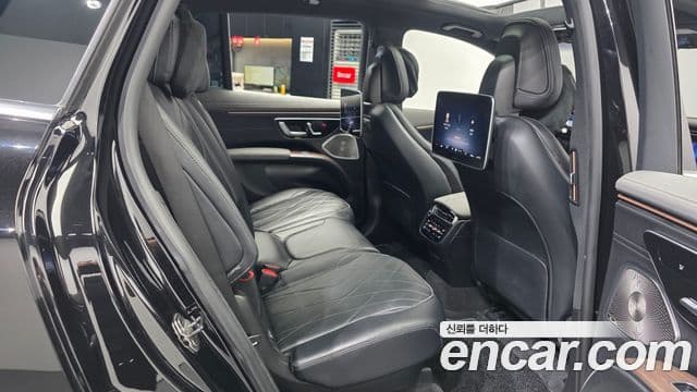 Mercedes-Benz EQS SUV 2023 — ფოტო 3/20
