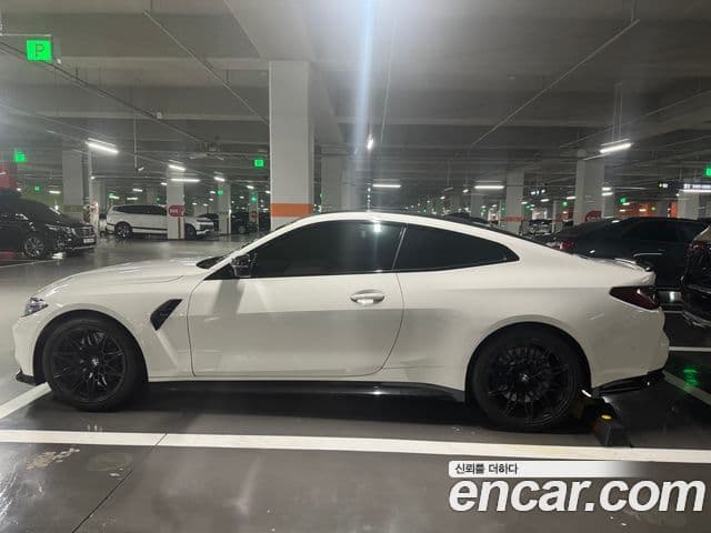 BMW M4 2021 — Photo 12/14