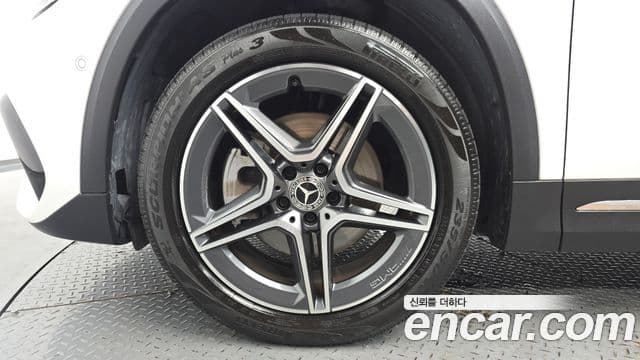 Mercedes-Benz GLA-Class 2020 — ფოტო 5/20