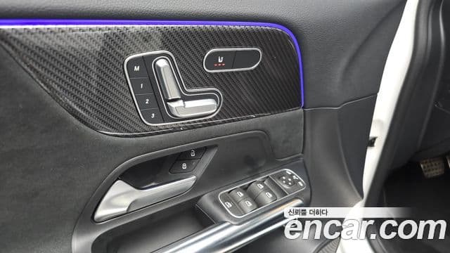 Mercedes-Benz GLA-Class 2020 — ფოტო 19/20