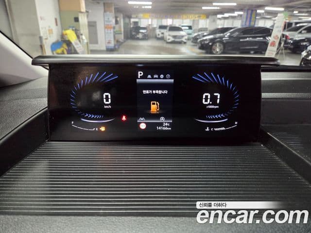 Hyundai Staria 2021 — Şəkil 7/20