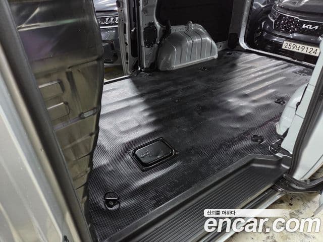 Hyundai Staria 2021 — Şəkil 14/20