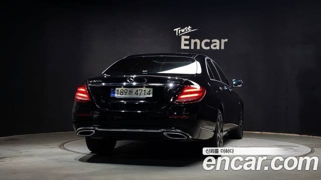 Mercedes-Benz E-Class 2020 — Şəkil 4/20