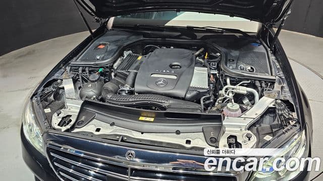 Mercedes-Benz E-Class 2020 — Şəkil 6/20
