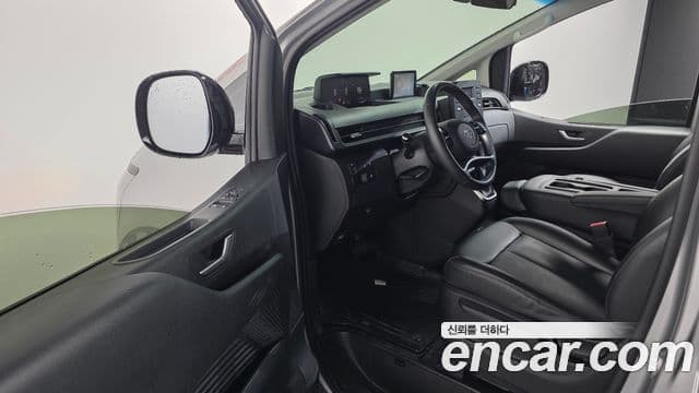 Hyundai Staria 2021 — Фото 11/20