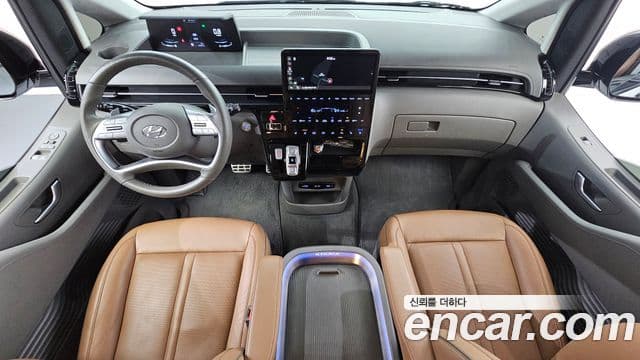 Hyundai Staria 2024 — ფოტო 7/20