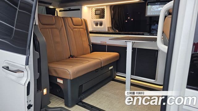 Hyundai Staria 2024 — ფოტო 11/20