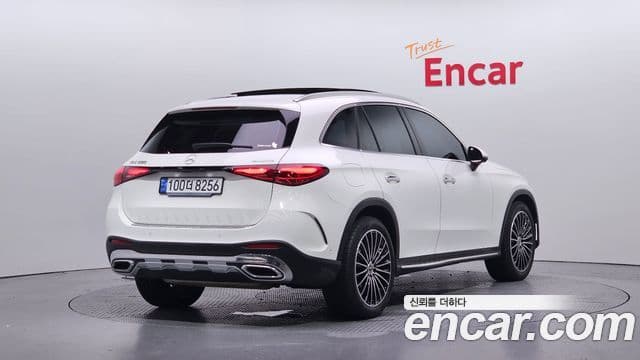 Mercedes-Benz GLC-Class 2024 — Фото 2/20