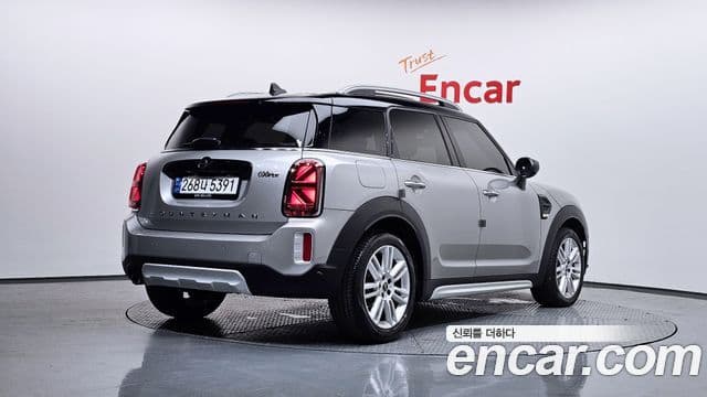 Mini Cooper Countryman 2023 — фото 2 из 20