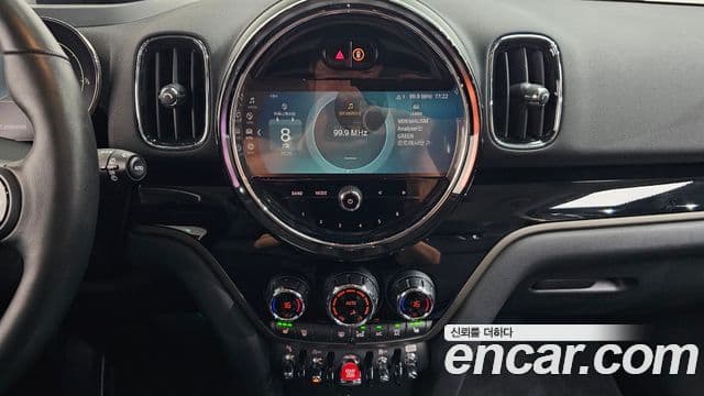 Mini Cooper Countryman 2023 — ფოტო 12/20