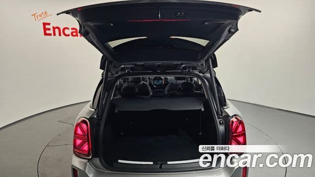 Mini Cooper Countryman 2023 — ფოტო 20/20