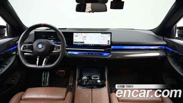 BMW i5 2023 — Photo 6/20