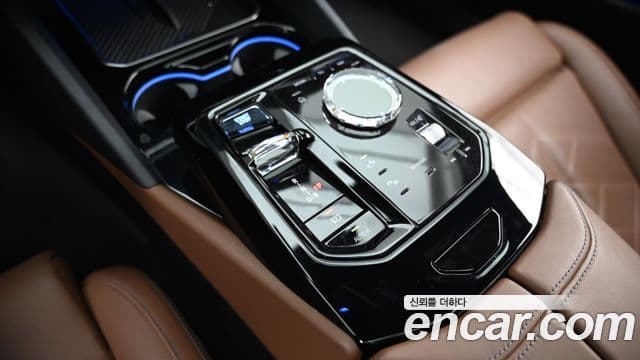 BMW i5 2023 — Photo 13/20