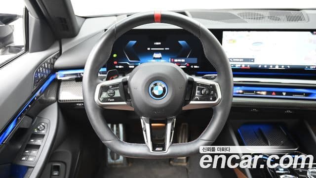 BMW i5 2023 — Photo 14/20