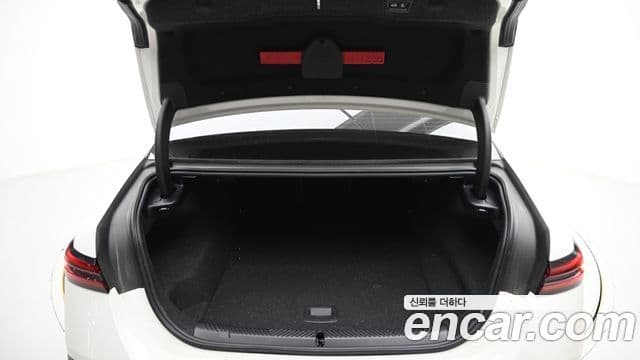 BMW i5 2023 — Photo 16/20