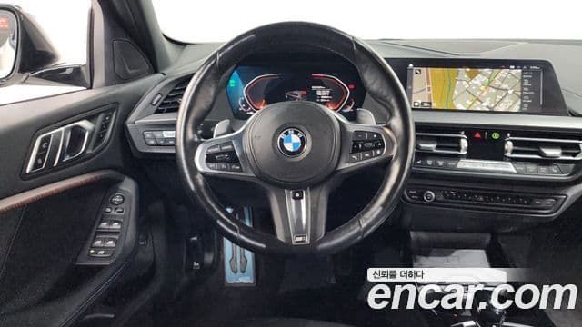 BMW 1 Series 2023 — Фото 13/20
