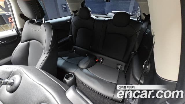 Mini Cooper 2020 — ფოტო 12/20
