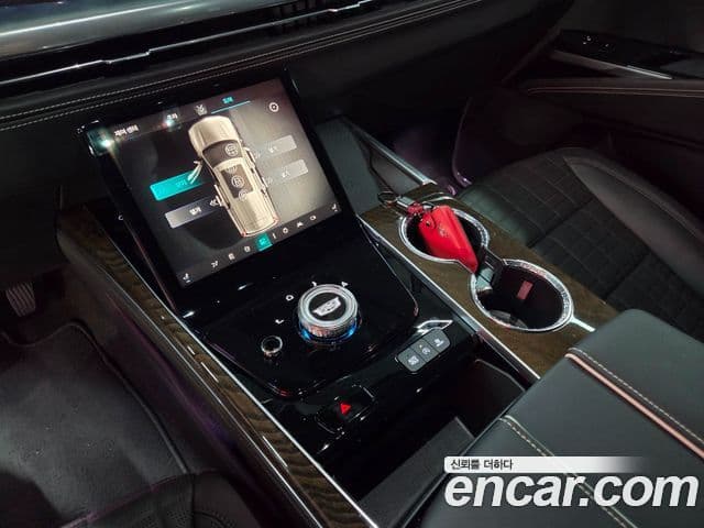 Cadillac Escalade 2025 — Photo 15/20