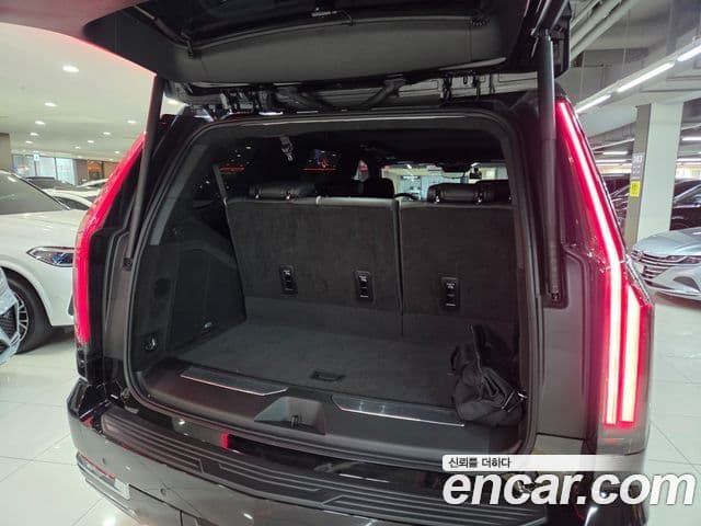 Cadillac Escalade 2025 — ფოტო 20/20