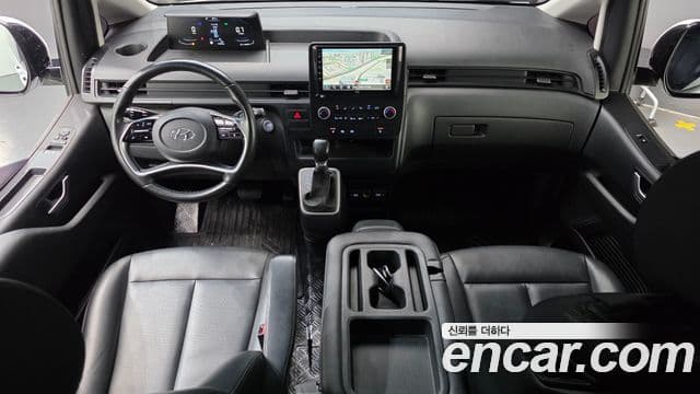 Hyundai Staria 2022 — Фото 7/20