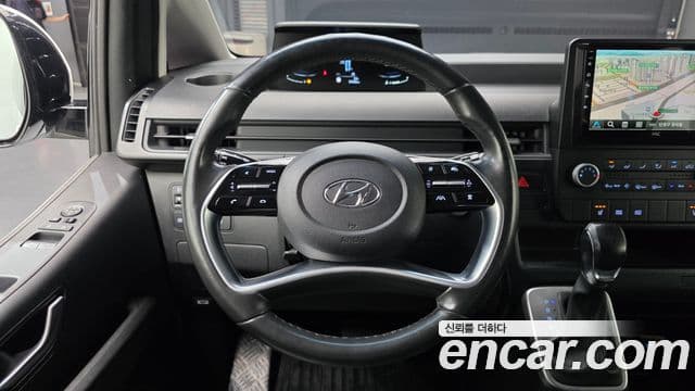 Hyundai Staria 2022 — Фото 13/20
