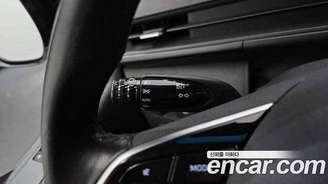 Hyundai Staria 2022 — Фото 16/20
