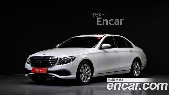 Mercedes-Benz E-Class 2019 — ფოტო 1/20