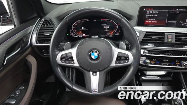 BMW X3 2021 — Şəkil 13/20