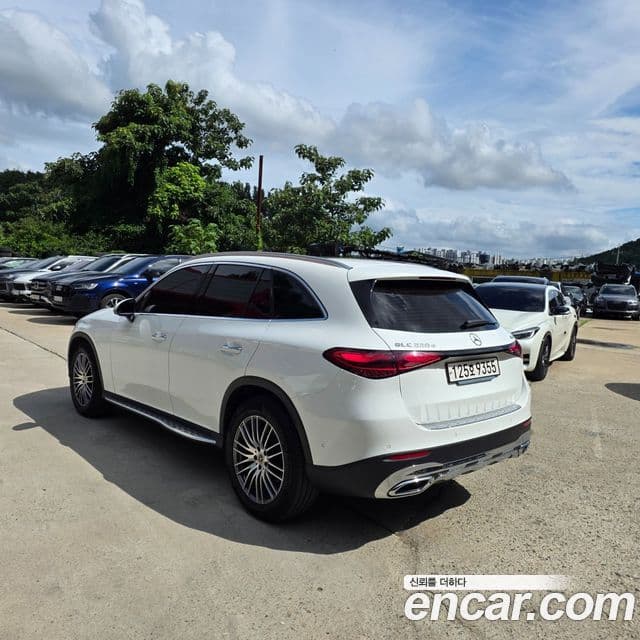 Mercedes-Benz GLC-Class 2024 — Şəkil 3/20
