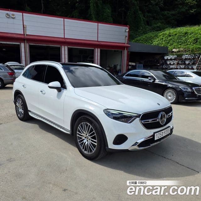 Mercedes-Benz GLC-Class 2024 — Şəkil 7/20