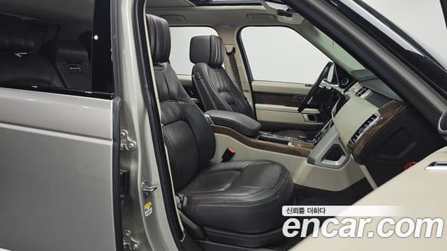 Land Rover Range Rover 2018 — Photo 11/20