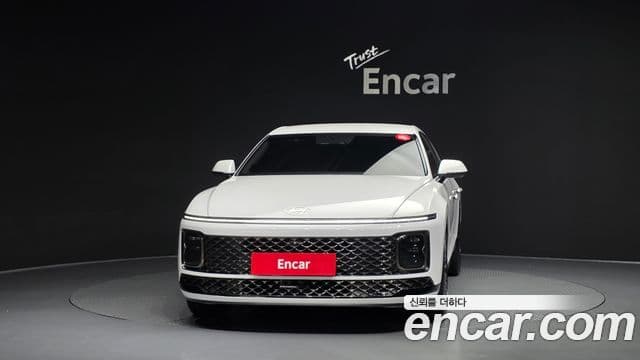 Hyundai Grandeur Hybrid 2025 — ფოტო 17/38