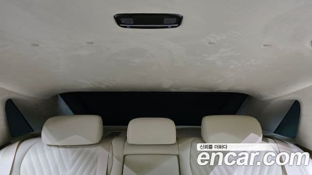 Hyundai Grandeur Hybrid 2025 — ფოტო 31/38