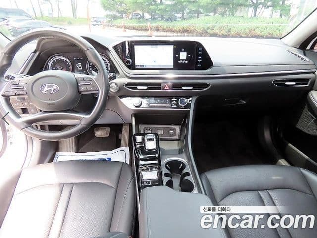 Hyundai Sonata 2022 — Фото 6/20