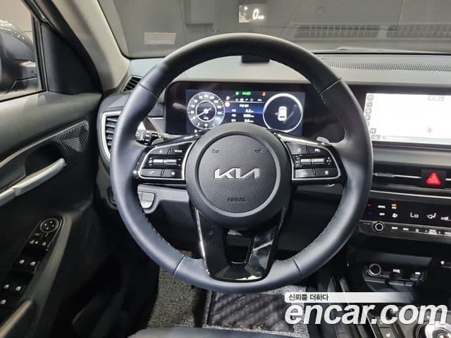 Kia Seltos 2025 — Şəkil 10/20