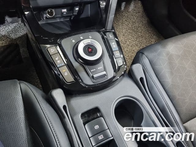 Kia Seltos 2025 — Şəkil 13/20