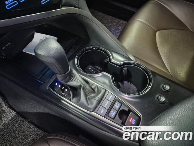 Toyota Camry 2019 — Şəkil 5/16