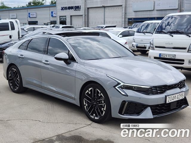Kia K5 2023 — ფოტო 1/20