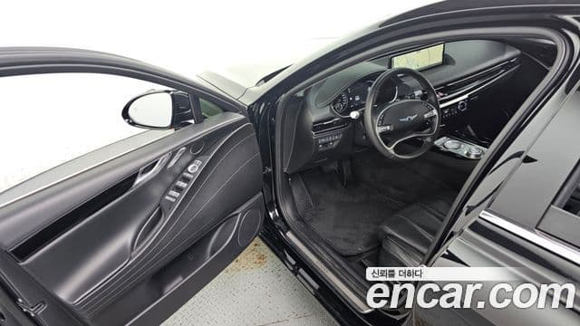 Genesis Electrified G80 2022 — ფოტო 10/20