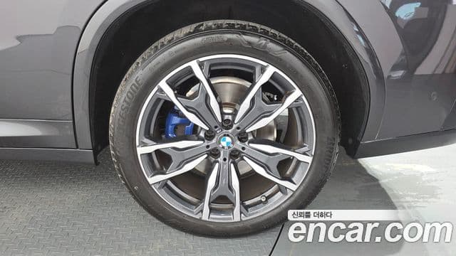 BMW X4 2025 — Фото 4/20