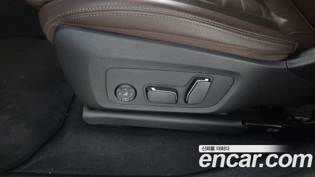 BMW X4 2025 — Photo 29/34